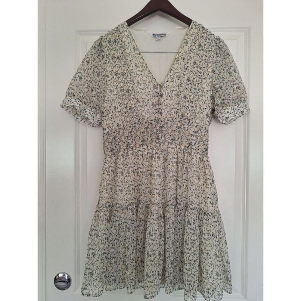 Walter‎ Baker Tropical Floral Mini Dress      Size 4